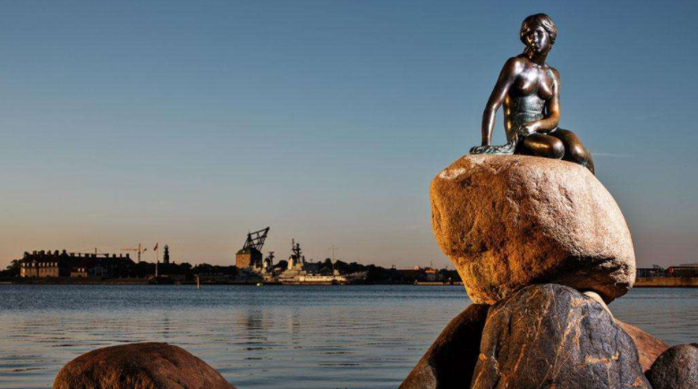 小美人魚(yú) 小美人魚(yú)