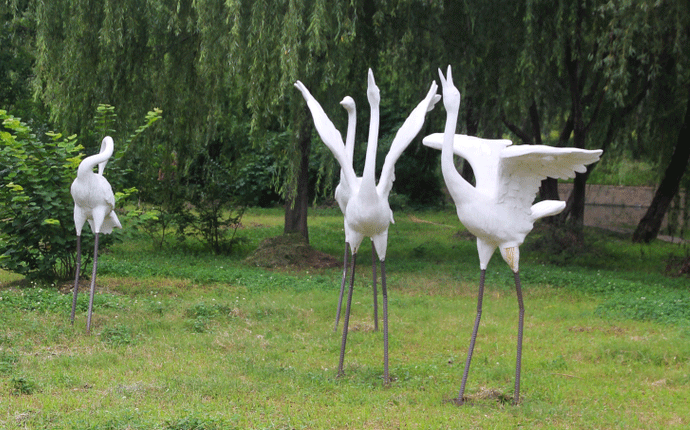 玻璃鋼鶴雕塑.gif 玻璃鋼鶴雕塑.gif